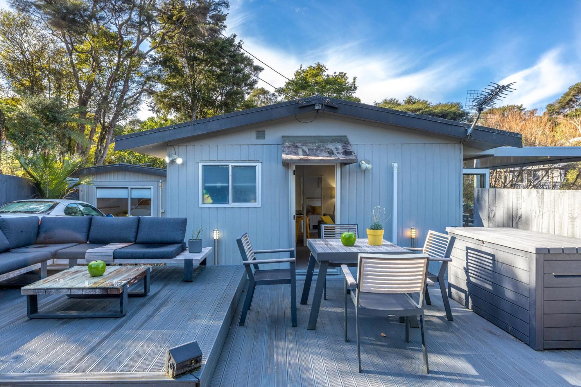 Island Sanctuary - Waiheke Holiday Home Ostend Exterior foto
